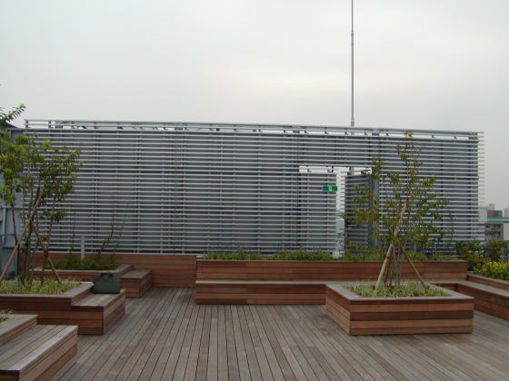 屋上緑化　防音壁